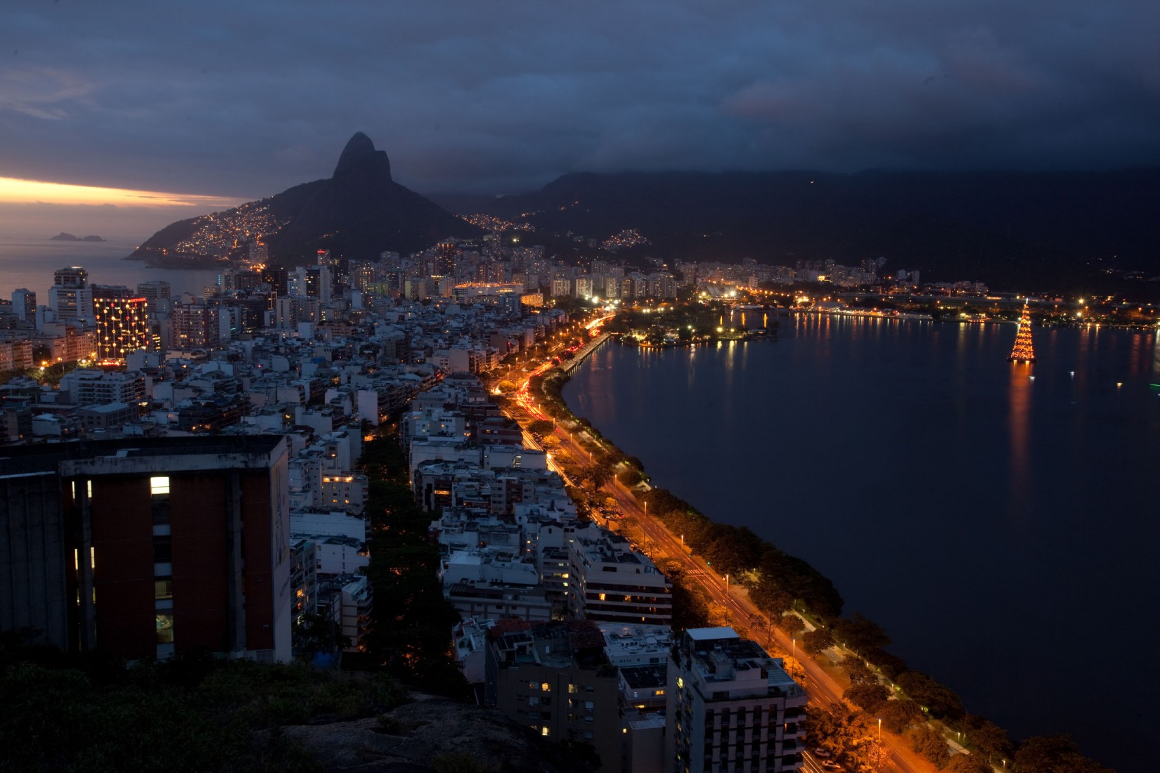 Anoitecer de Lagoa e Ipanema