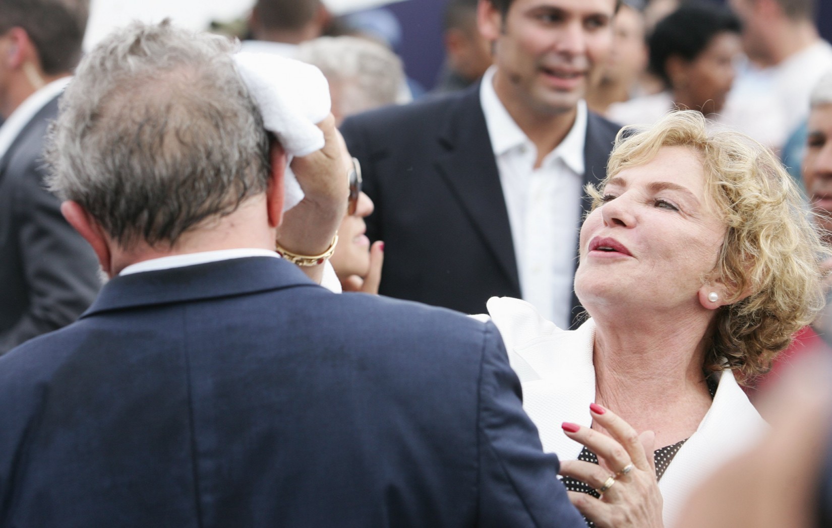Dona Marisa.